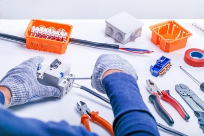 Električar Vračar Zamena osigurača